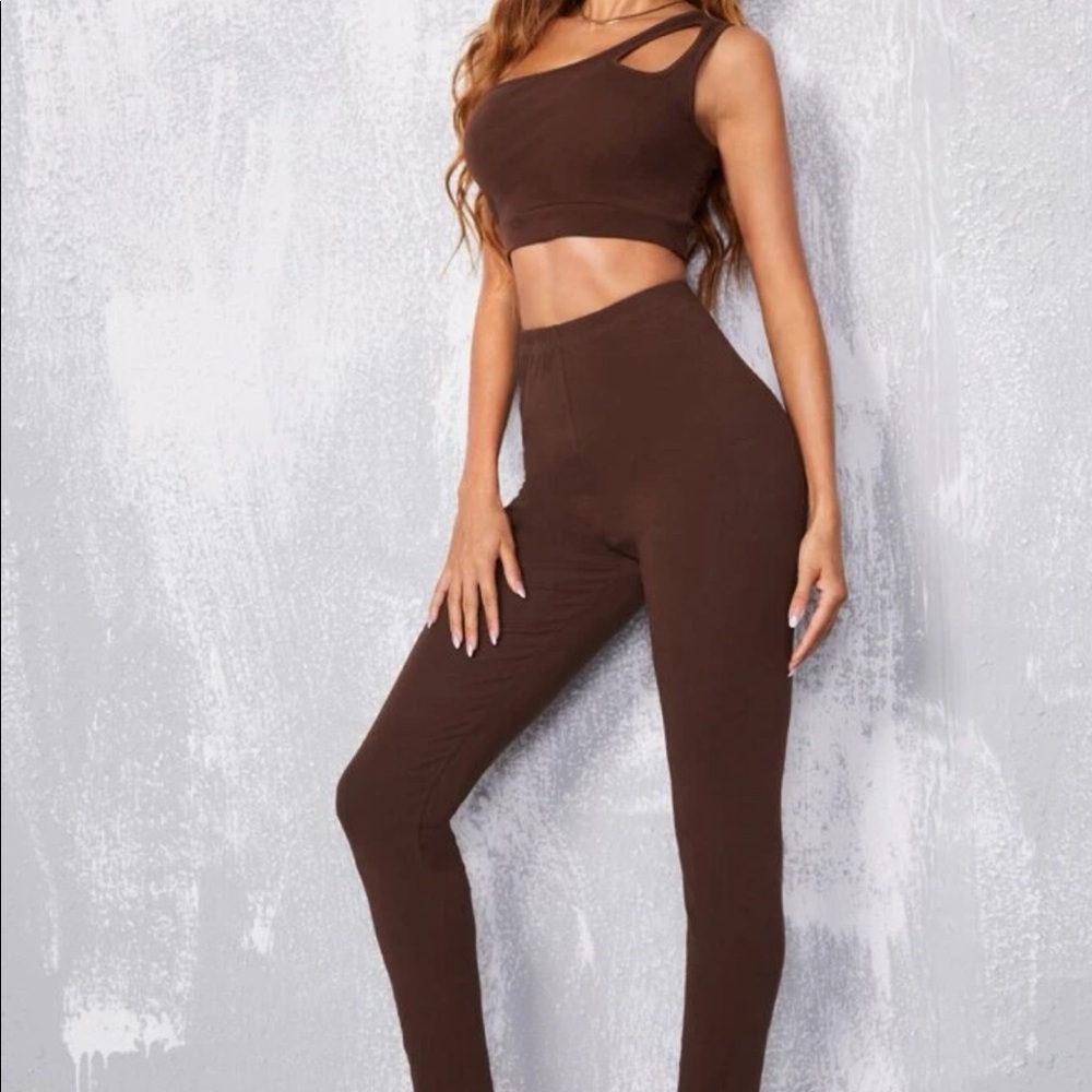 NEW two piece Set - Stylish!